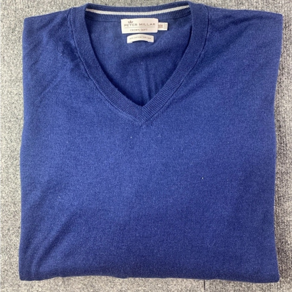 Peter Millar Crown Soft Mens
Cotton/Silk L/S V Neck Golf Sweater Size 2XL Blue